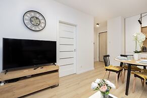 Gdańsk Nowa Letnica Apartment by Renters