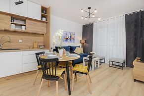 Gdańsk Nowa Letnica Apartment by Renters