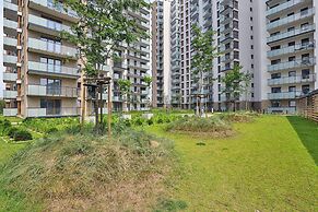 Gdańsk Nowa Letnica Apartment by Renters