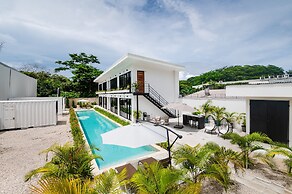 House of Nomad - Adults only