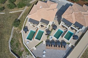 Beachfront Alassa Villas w Private Pools Complex