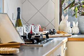 Kurrajong Village Delight