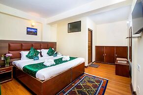 Muscatel BhumSang - 200Mts from MallRoad