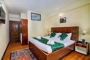 Muscatel BhumSang - 200Mts from MallRoad