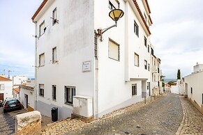 IM On Charming Home