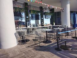 Beachfront Condos at HR by Cielo Stays