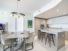 Beachfront Condos at HR by Cielo Stays