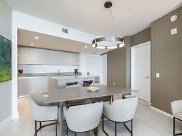 Beachfront Condos at HR by Cielo Stays