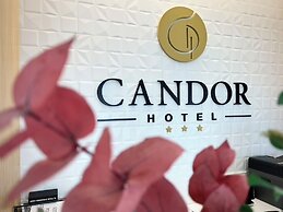 Hotel Candor