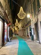 Happy Family Apartments Luccoli