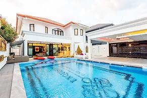 Exquisite Pool Villa K