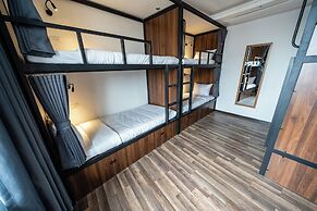 Mad Monkey Hanoi - Hostel