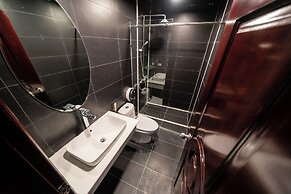 Mad Monkey Hanoi - Hostel