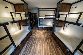 Mad Monkey Hanoi - Hostel