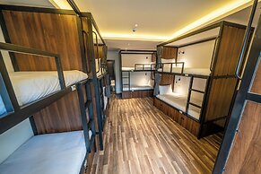 Mad Monkey Hanoi - Hostel