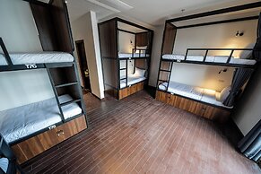 Mad Monkey Hanoi - Hostel