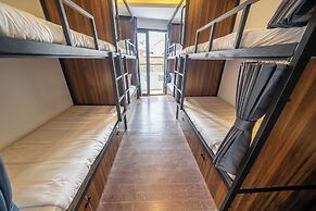 Mad Monkey Hanoi - Hostel