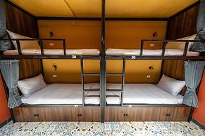 Mad Monkey Hanoi - Hostel