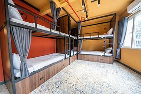 Mad Monkey Hanoi - Hostel