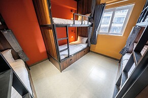 Mad Monkey Hanoi - Hostel