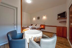 Alexander Resort