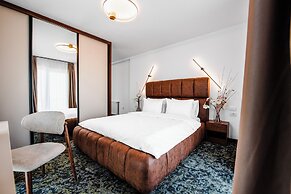 Alexander Resort