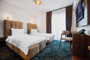 Alexander Resort