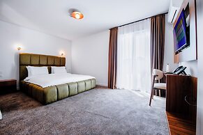 Alexander Resort