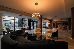 Alexander Resort