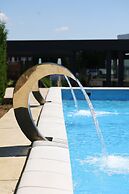 Alexander Resort