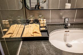 TAHITI CENTRAL HOTEL