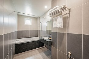 TAHITI CENTRAL HOTEL