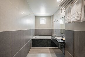 TAHITI CENTRAL HOTEL