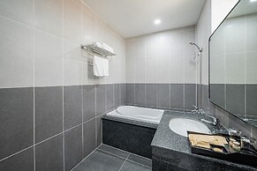 TAHITI CENTRAL HOTEL