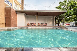 TAHITI CENTRAL HOTEL