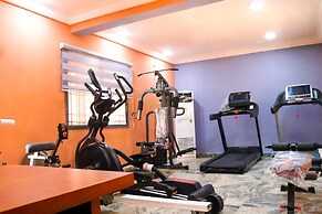 Madaki's Executive Suites