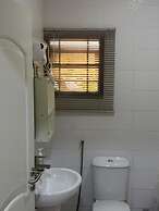 Madaki's Executive Suites