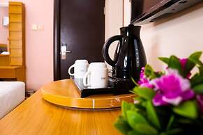 Madaki's Executive Suites