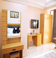 Madaki's Executive Suites