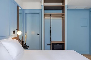 NAIADES the residence ioannina castle