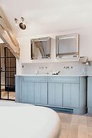 Cobergher Hotel