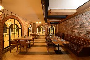 Raymar Mardin Hotels