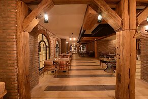 Raymar Mardin Hotels