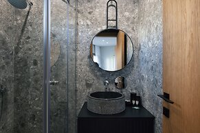 Chapter 02 Gallery Suites