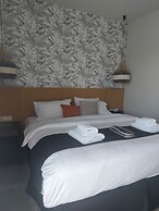 Chapter 02 Gallery Suites