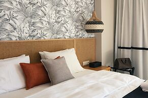 Chapter 02 Gallery Suites