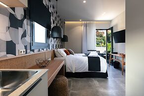 Chapter 02 Gallery Suites