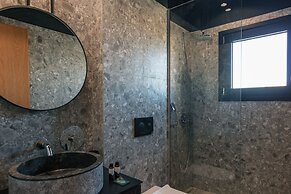 Chapter 02 Gallery Suites