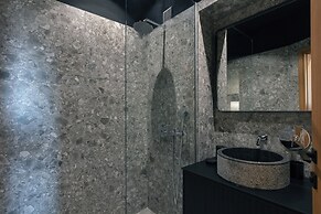 Chapter 02 Gallery Suites