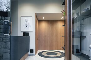 Chapter 02 Gallery Suites